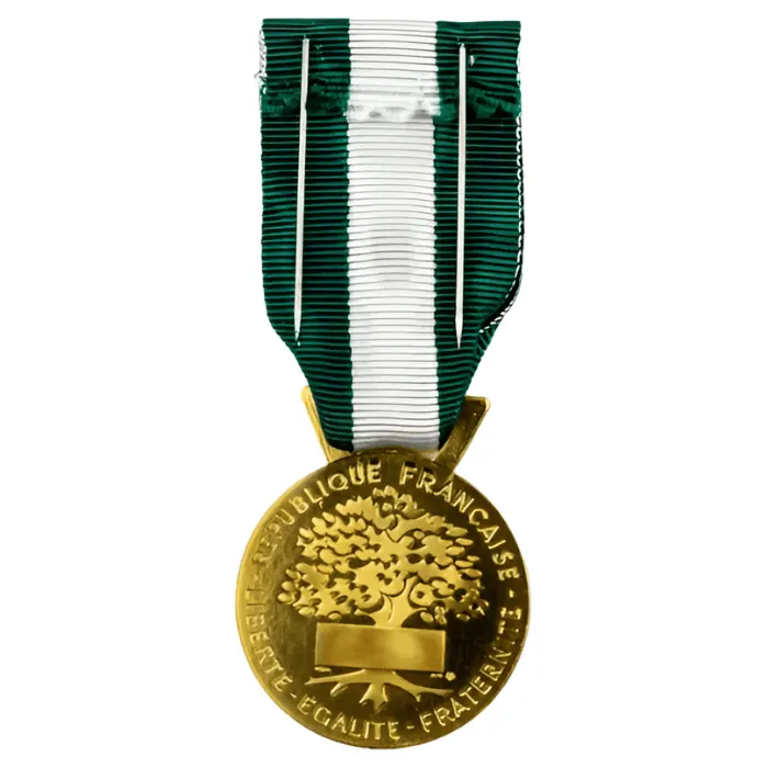 Recto Achat régionale, départementale et communale 35 ans – Argent massif dorée – La Monnaie de Paris – Grade Or